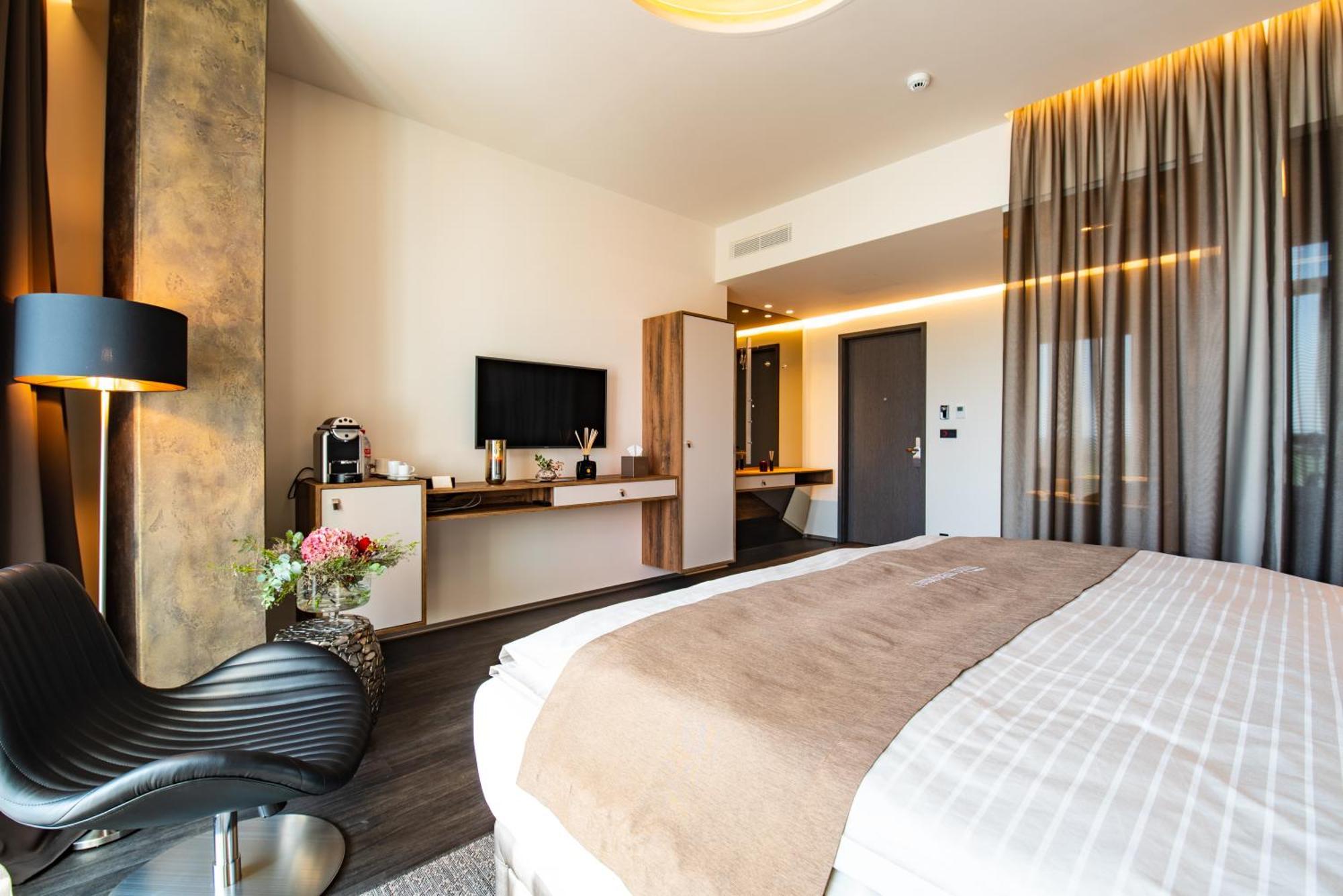 Hotel Nutrend World à Olomouc Extérieur photo