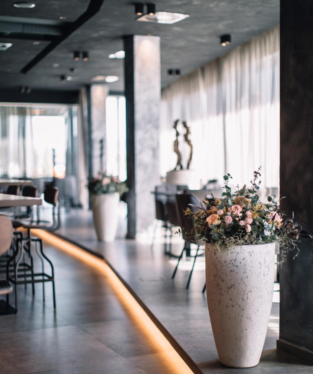Hotel Nutrend World à Olomouc Extérieur photo