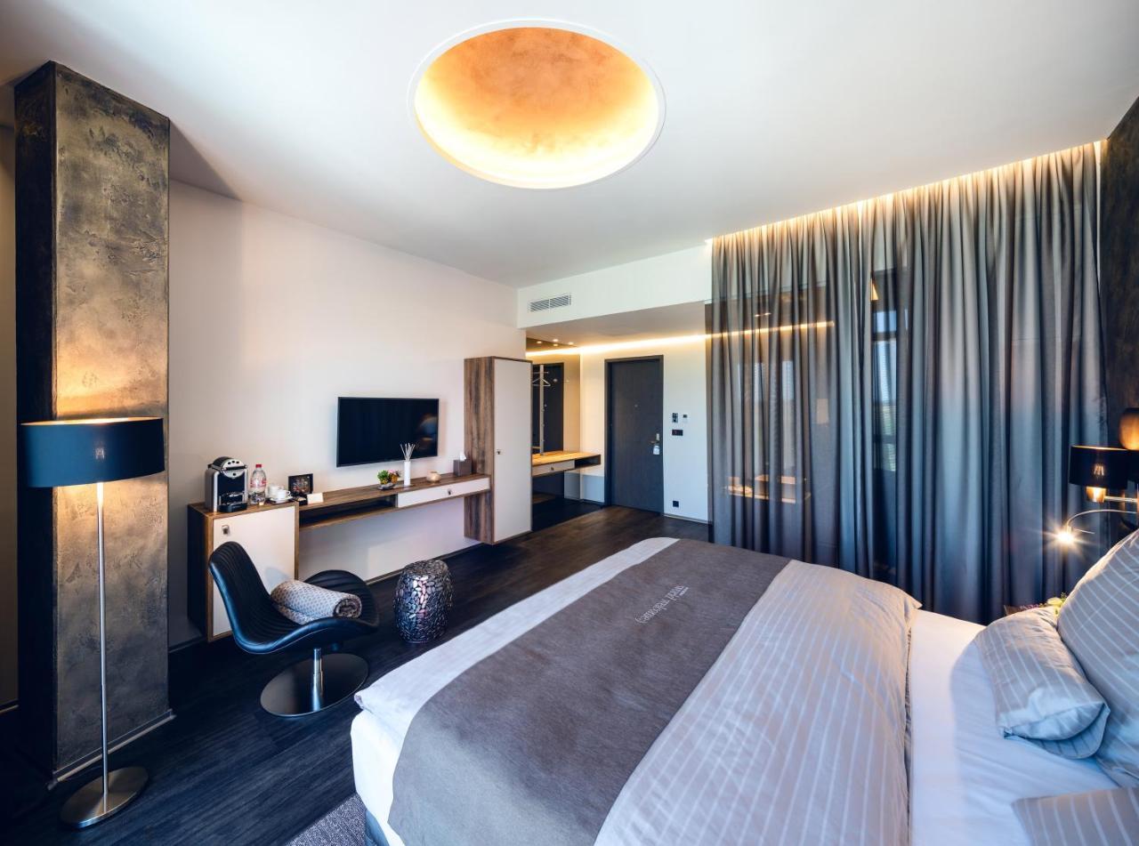 Hotel Nutrend World à Olomouc Extérieur photo