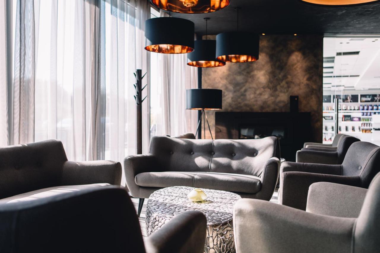 Hotel Nutrend World à Olomouc Extérieur photo