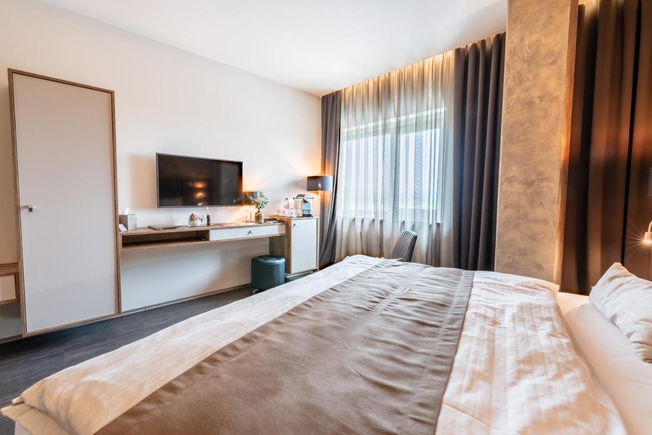 Hotel Nutrend World à Olomouc Extérieur photo